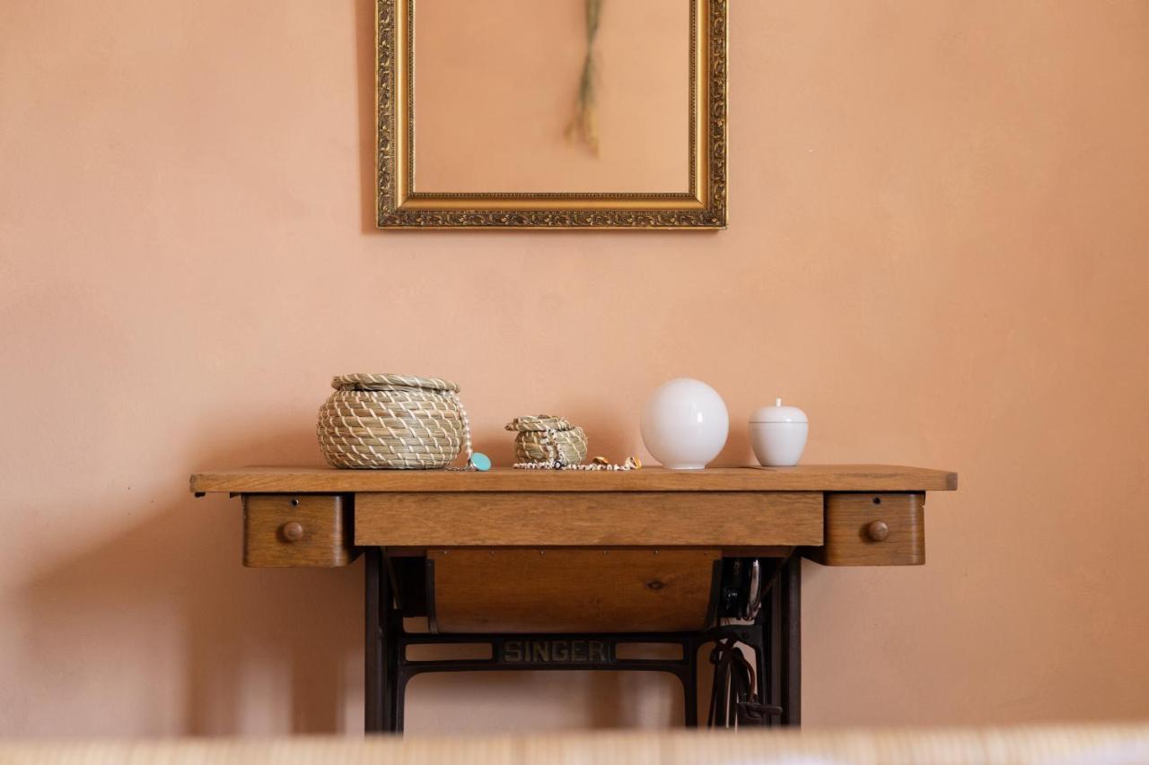 Appartamento Mediterranean House - 12 Min From Acropolis! Atene Esterno foto