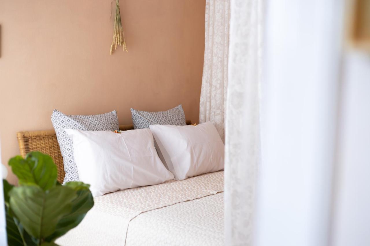 Appartamento Mediterranean House - 12 Min From Acropolis! Atene Esterno foto